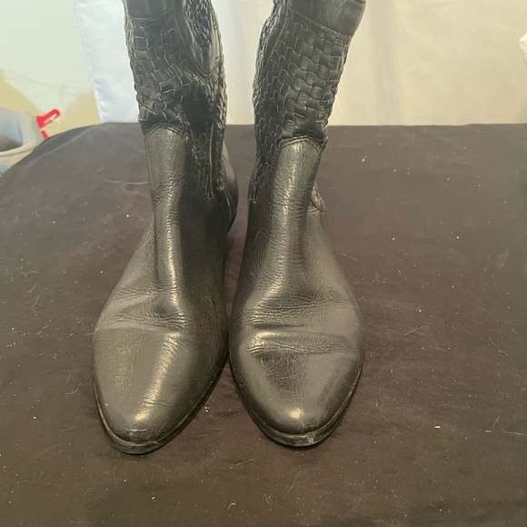 Black Enzo Angiolini Woven Western Style Boots Size 5.5M NWT - Picture 4 of 8